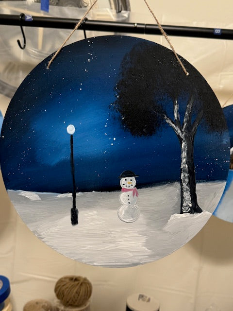 12 inch round snowman and light